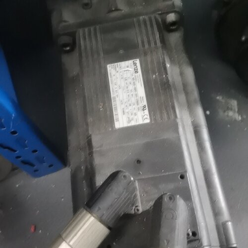 寻《伦茨电机MCS14H32RS0P2Z0F0ST5S00