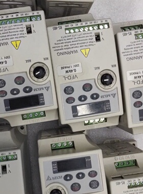 议价变频器0.4Kw型号V004L21A议价