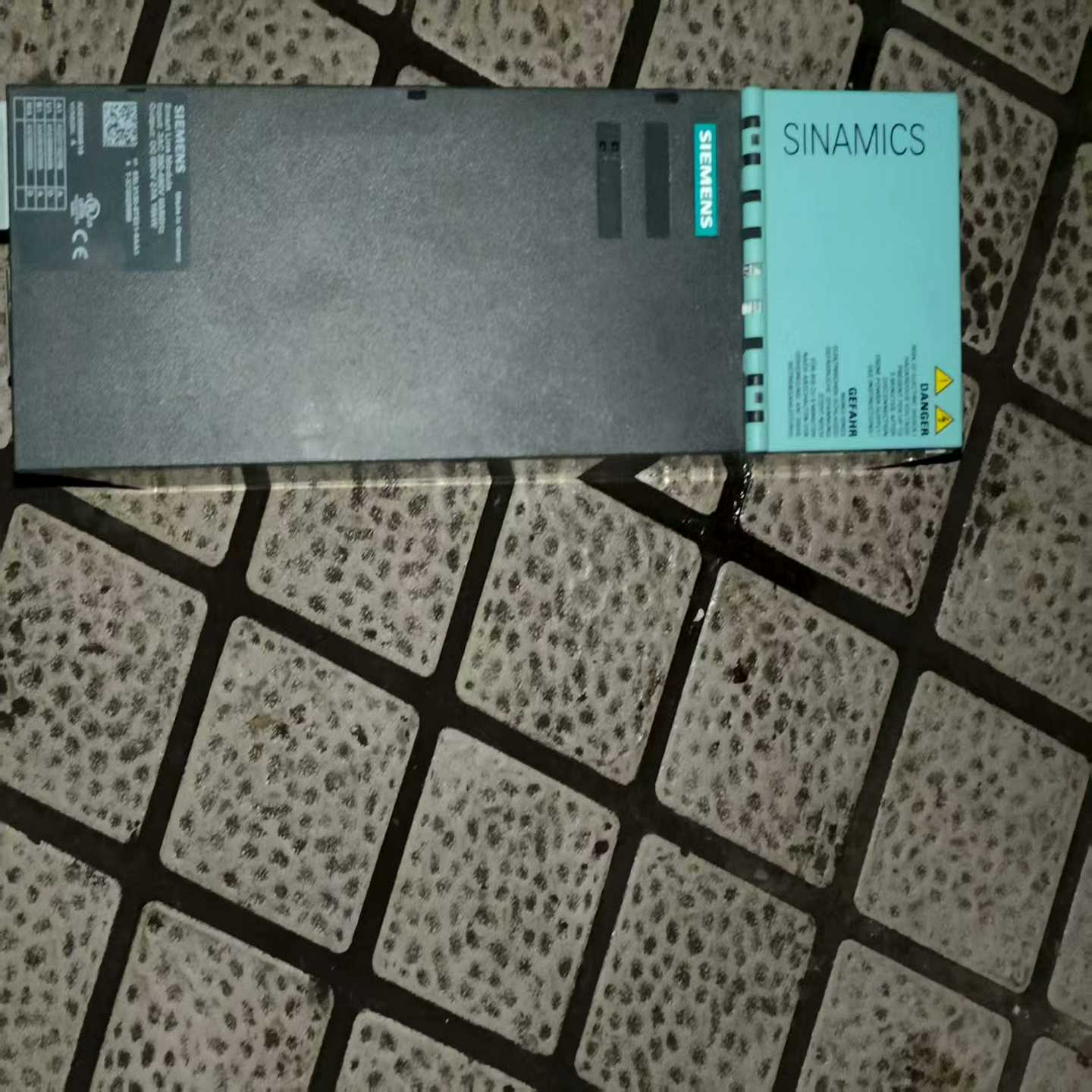 西门子SINAMICS变频器，型号6SL3130-1TE22--议价商品