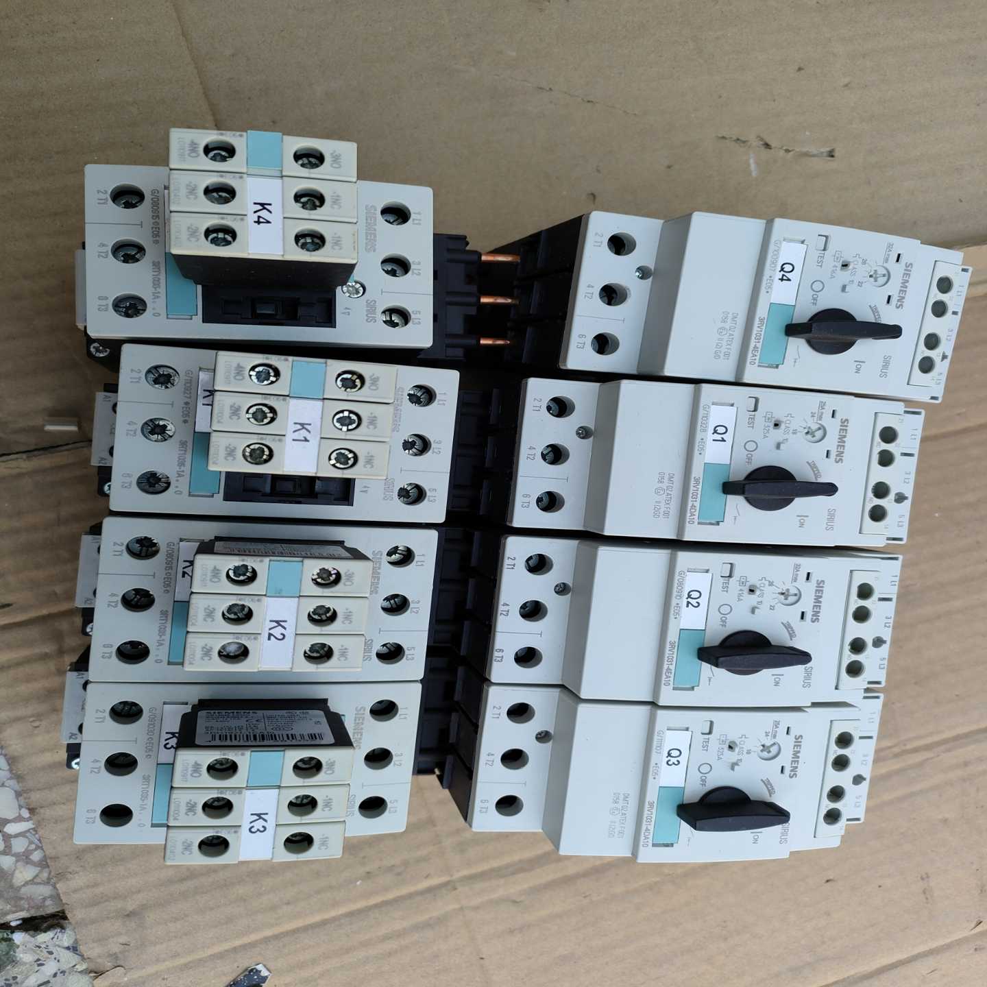 西门子3RV1031-4EA10马达保护器，剩下25a两--议价商品