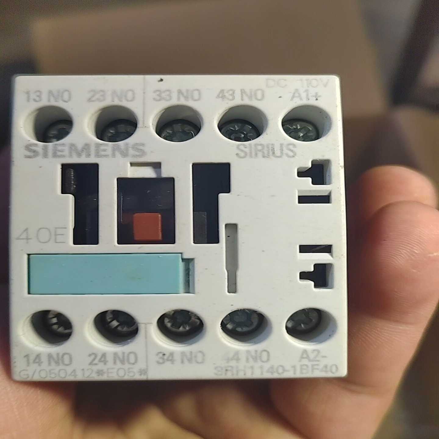 接触器没有使用过3RH1140-1BF4询价