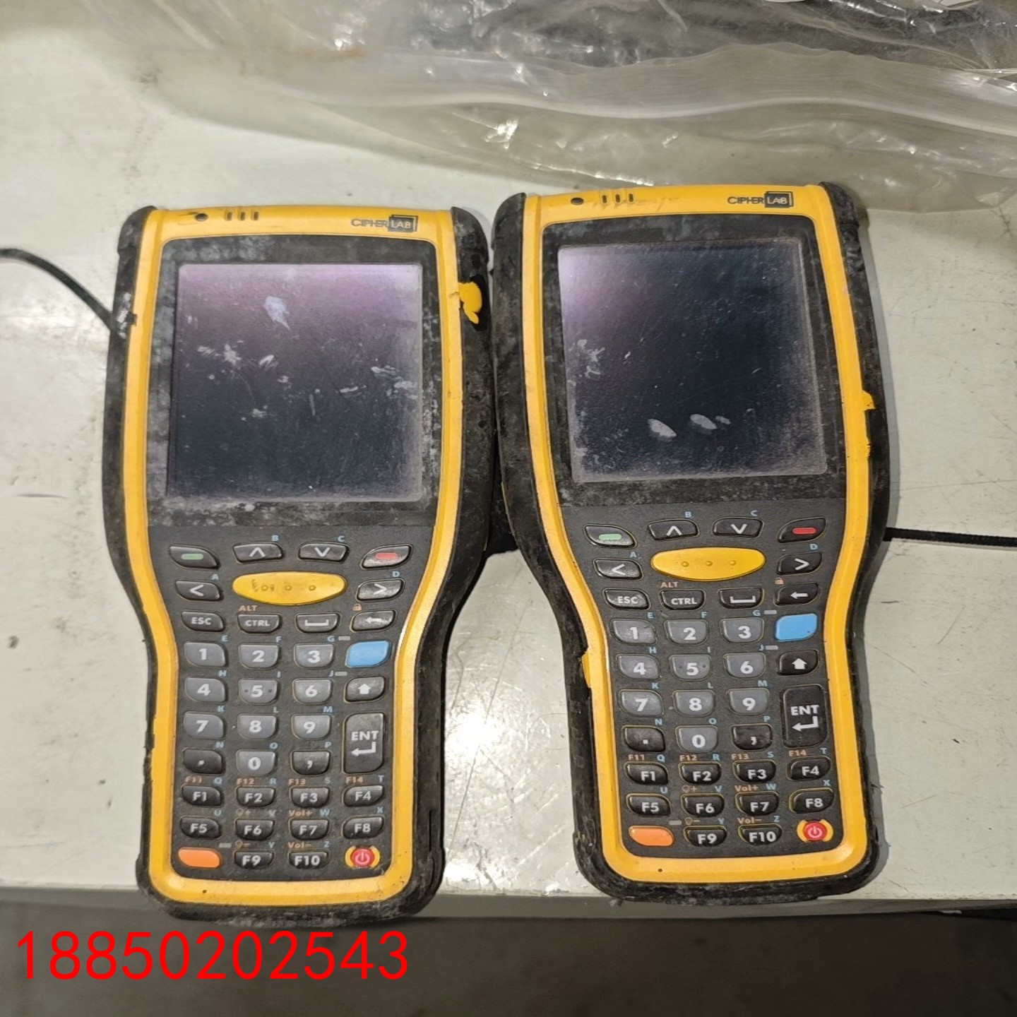 【请询价】欣技9700二维手持终端2台二手物品实图拍摄要的联系