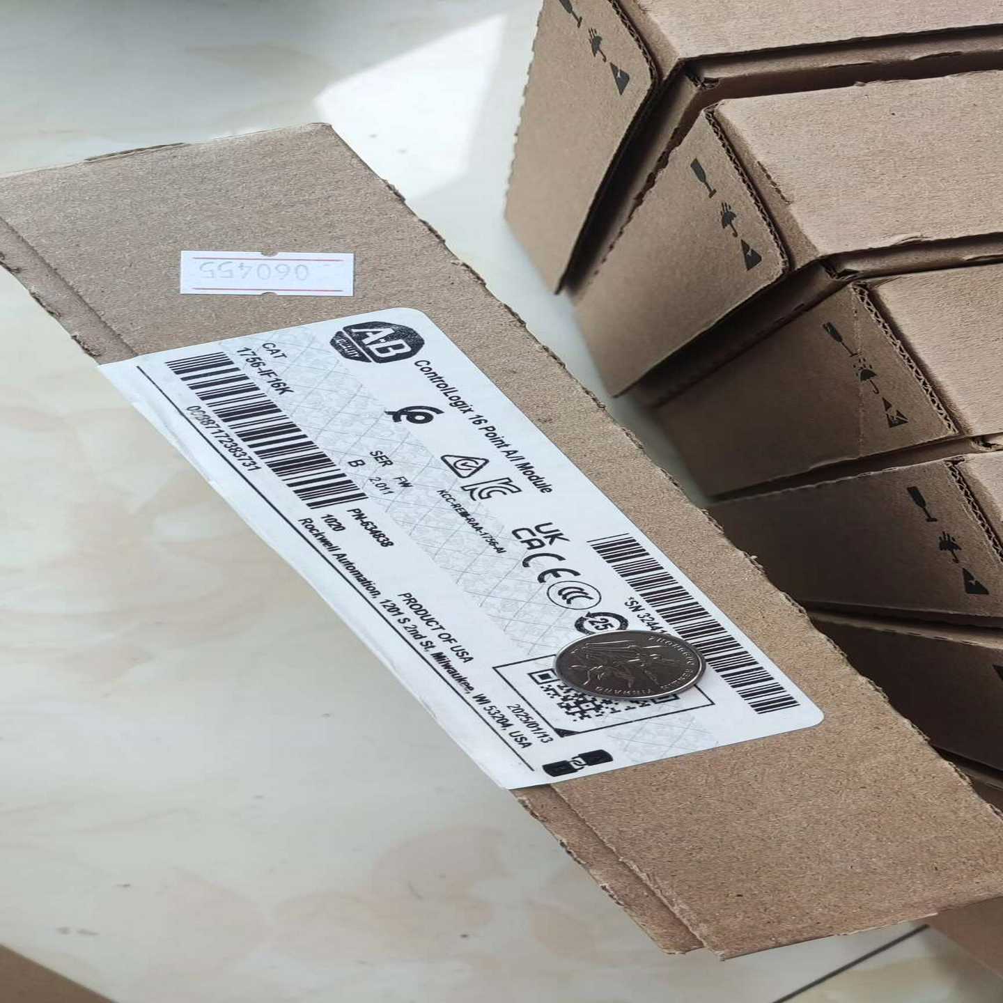 AB1756-IF16K全新保内25原标AB2711--议价商品