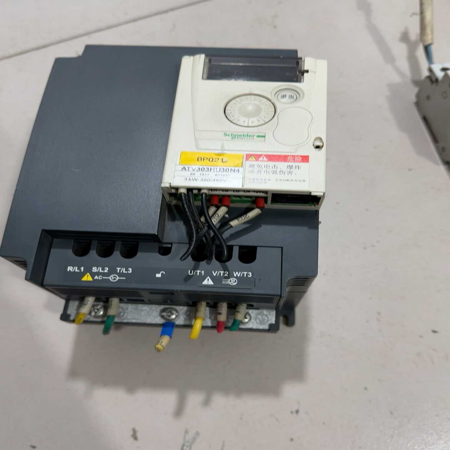 【议价】变频器ATV303HU30N4，3.0千瓦，380伏适用