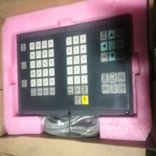 6FC5303-0DT12-1AA1，纯新，外箱上盖没有了，--议价商品