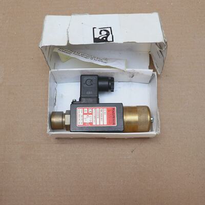 MACGREGOR DS302 PRESSURE SWITCH 3883600801 2