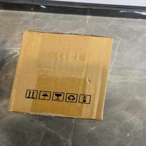 巴鲁夫 BOD002N 激光传感器光电开关 B~询价