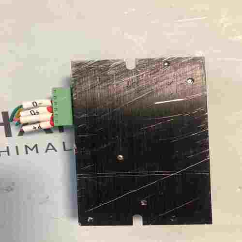 咨询-立三DM420步进驱动器，8-36VDC输入，功能正常。成色