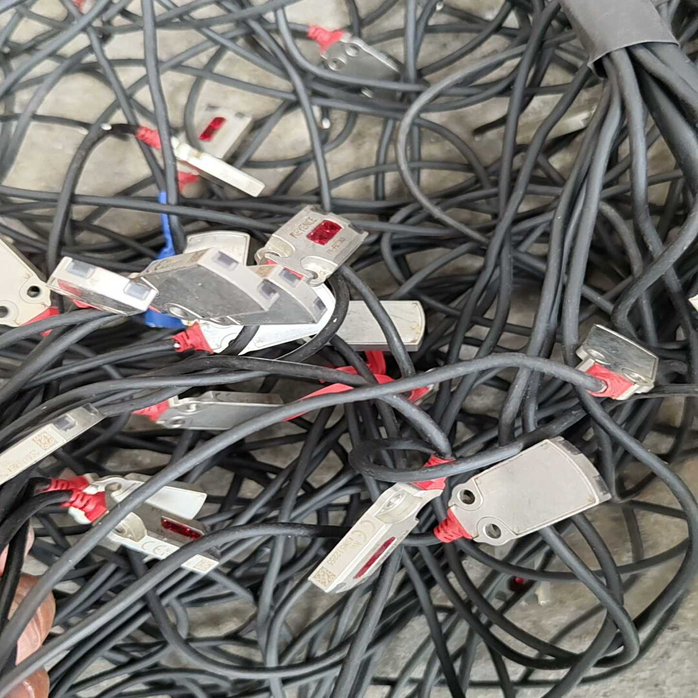 基恩士漫反射光电传感器PR-FB30N3有，PR-F询价