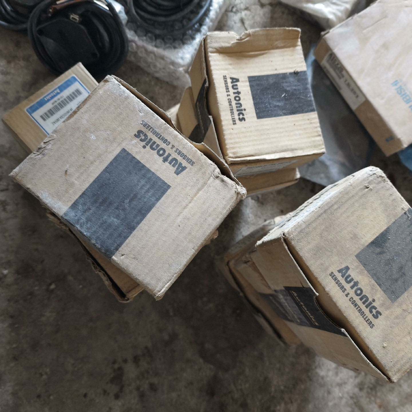 售前询价议价奥托尼克斯光电感测器BEN500一DFR 12