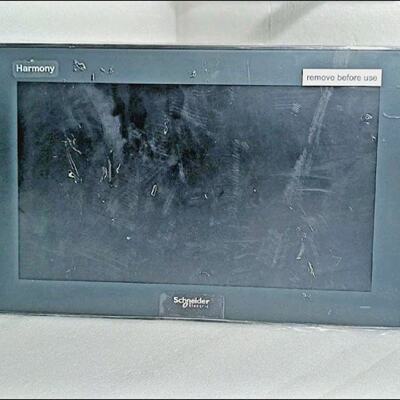 Schneider Electric Harmony iPC HMIDM7521 Display PC Wide 15