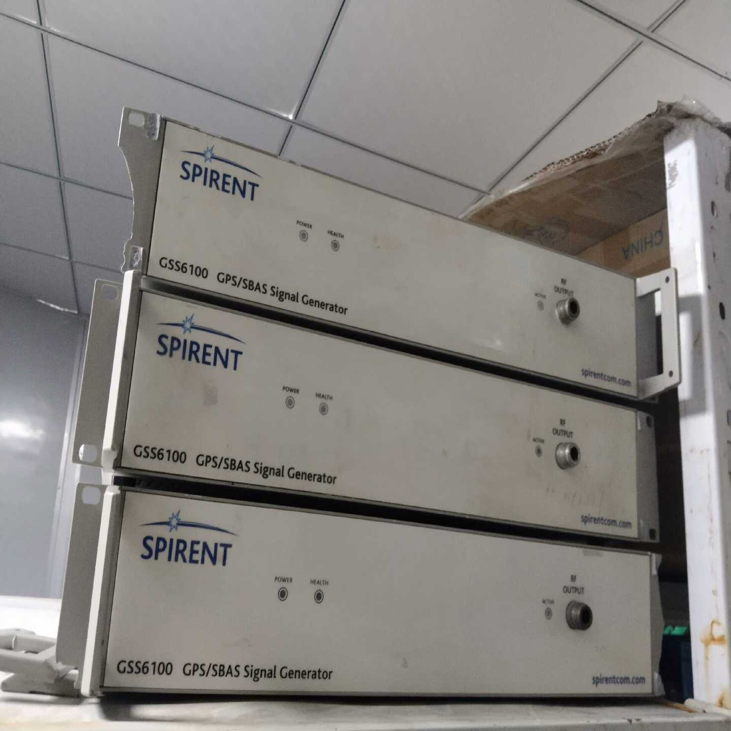 现货GSS6100GPS信号发生器3台，只懂做通电测试，--议价商品