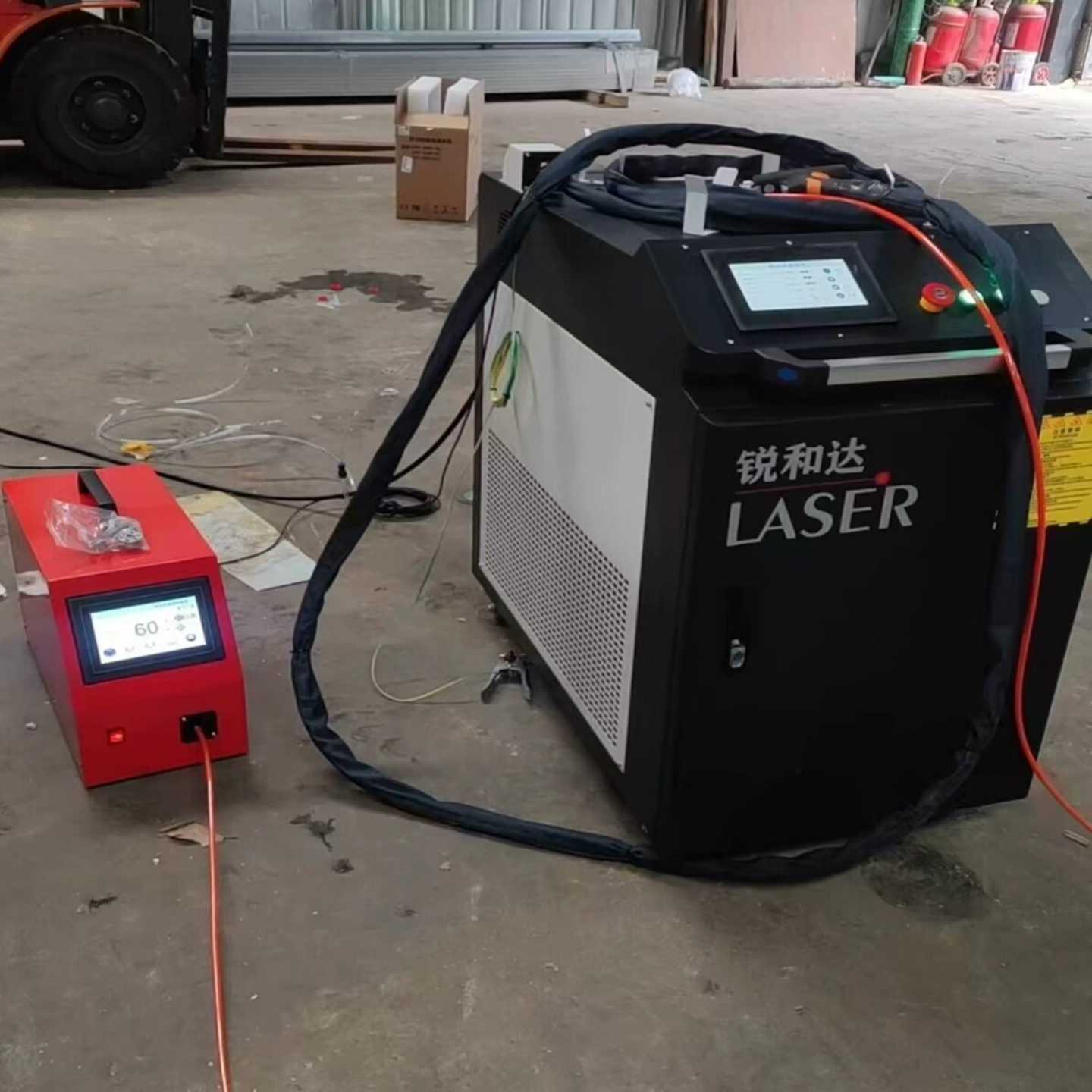 1500瓦手持激光焊，不讲价不还价二手的，想要的直接联系我，--议