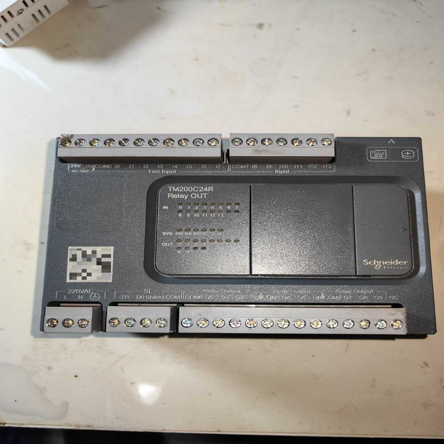 爱思创Extron P/2 DA1 Line Driver~询价