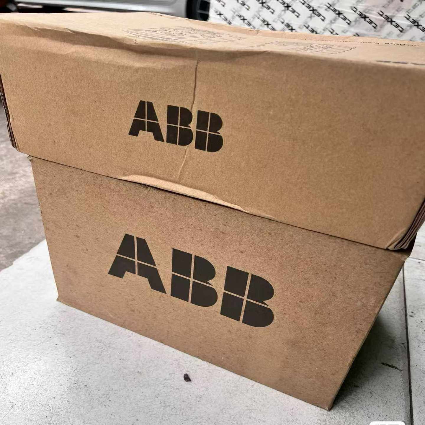 全新变频器，两款可选：,3C数码配件,隔离器/耦合器,淘宝优惠券,粉丝福利购,淘宝优惠卷