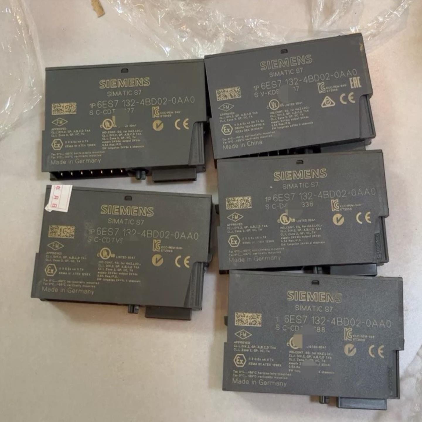 6ES7132-4BD02-0AA0裸机成色#S；议价