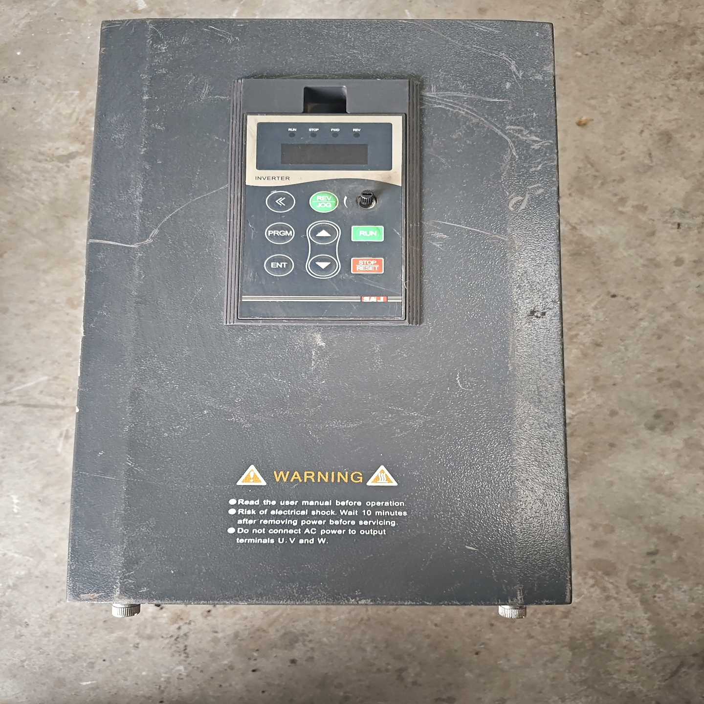 三晶变频器8000B-4T011GB/015PB3适用