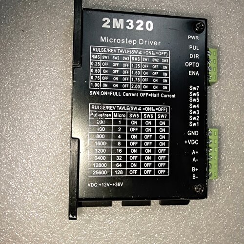 寻步进驱动器2M320