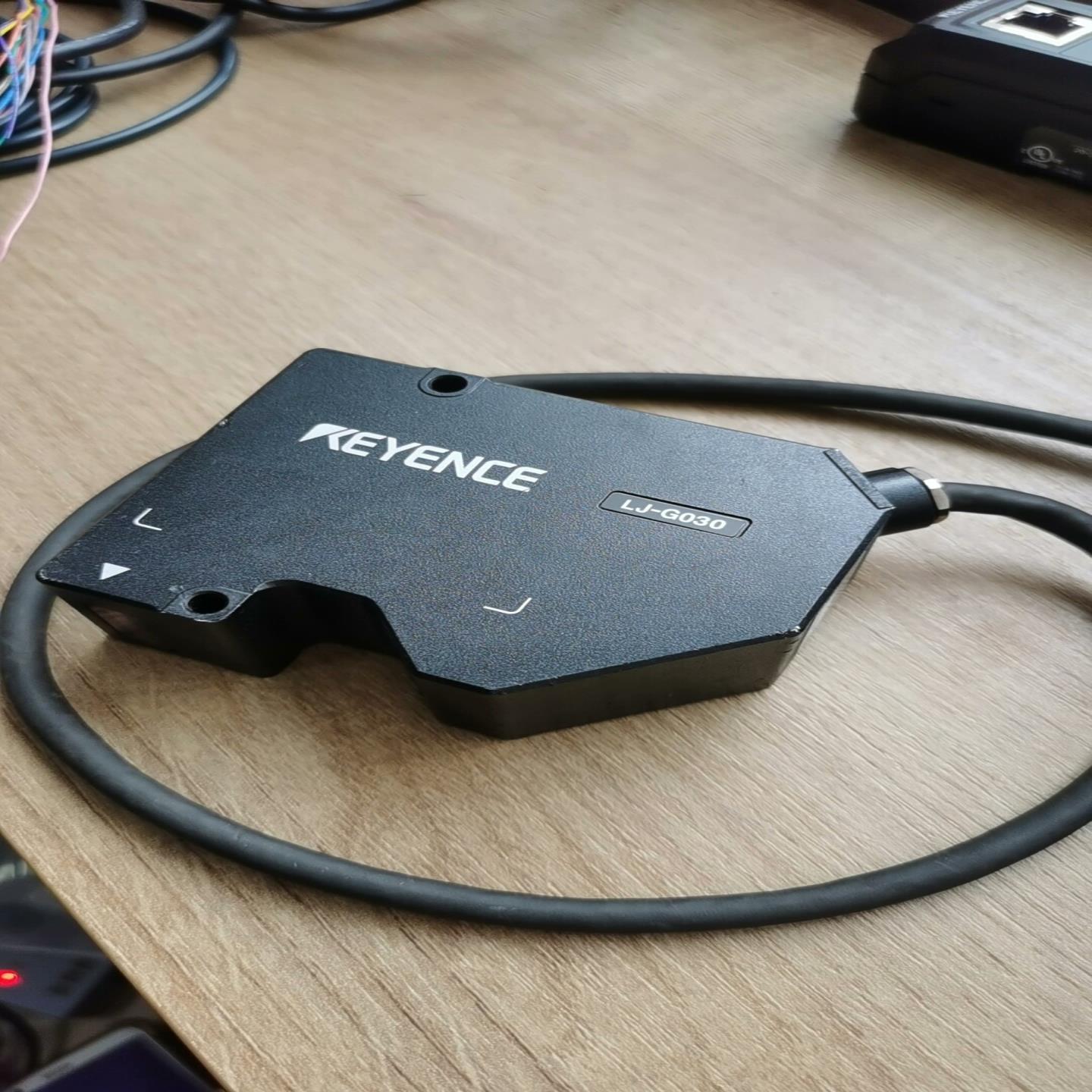 议价LJ-G030基恩士激光传感器，