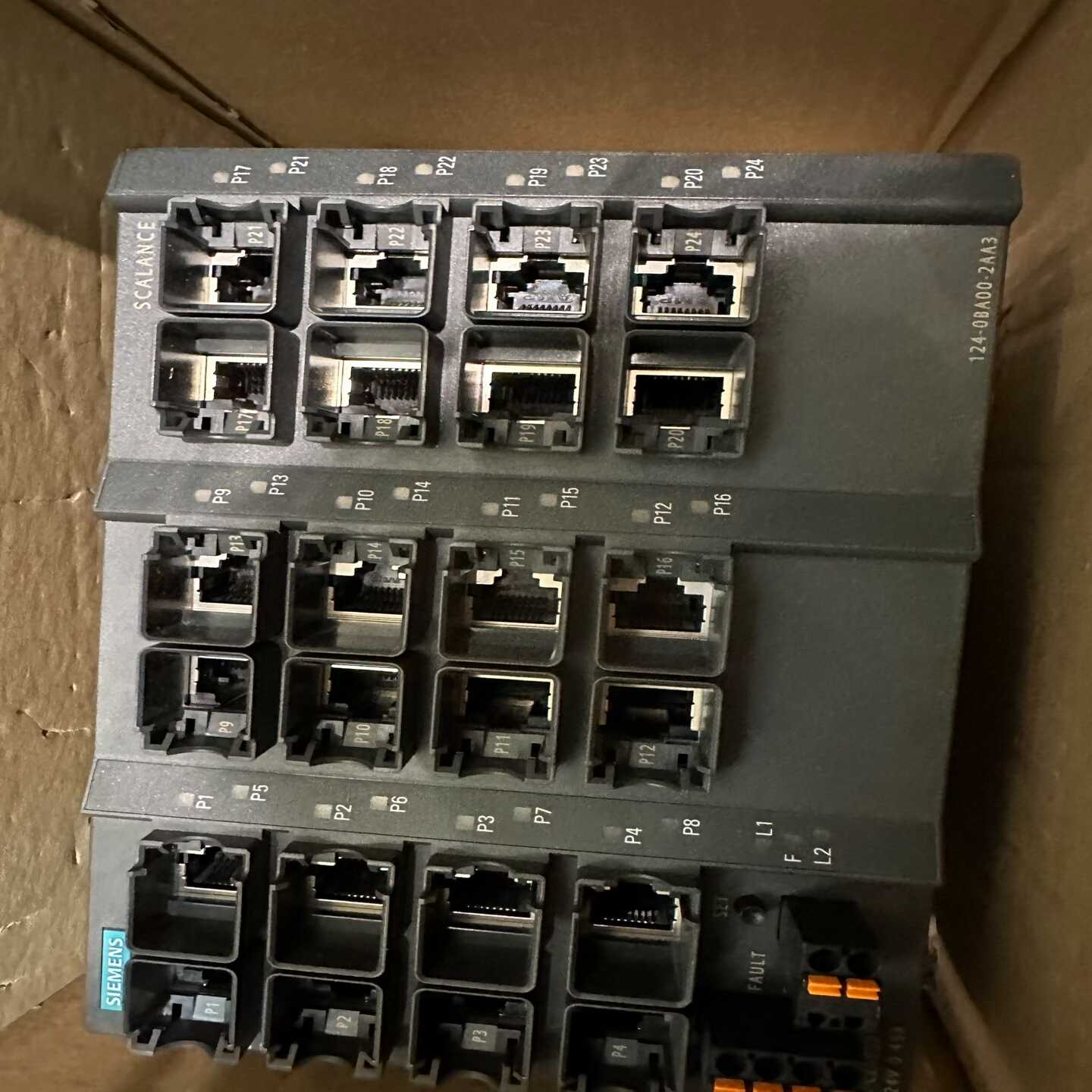 【议价】工业交换机6GK5124-0BA00-2AA3裸货