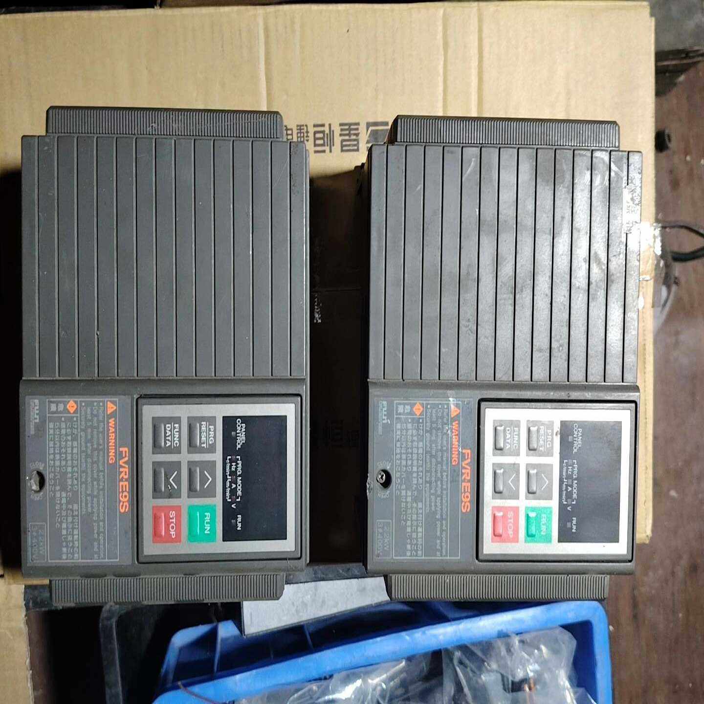 富士变频器FVR2.2E9S-4JE，2.2KW功率，--议价商品