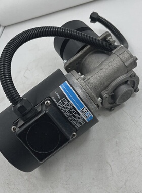 SOCO SYSTEM 0.14KW 460266V 3 PHASE MOTOR WITH GEARBOX USED