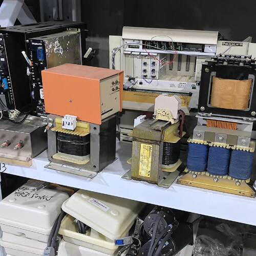 这张图片展示的是日本东洋电源（TOYOZUMI）22161型--议价商品