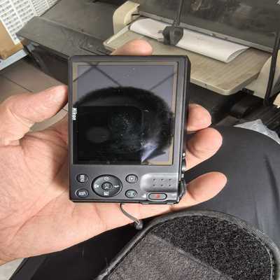 尼康S7000武士黑1602w像素20倍光学变焦4倍--议价商品