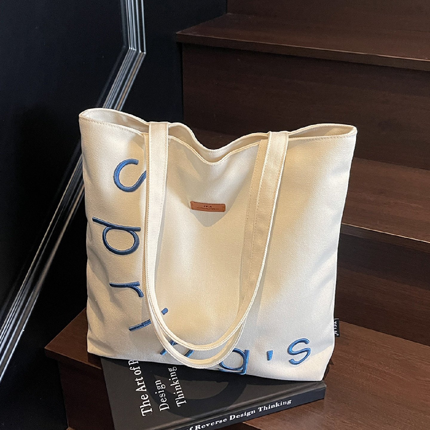 休闲学生上课通勤帆布包女2025新款百搭简约大容量字母单肩托特包