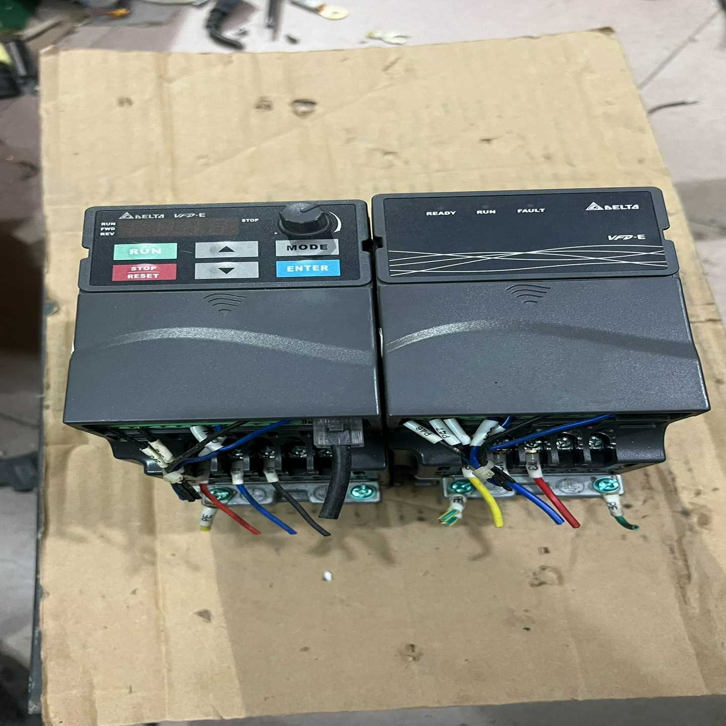 咨询-台达变频器220v.0.4kw，VFD004E21A一台/1