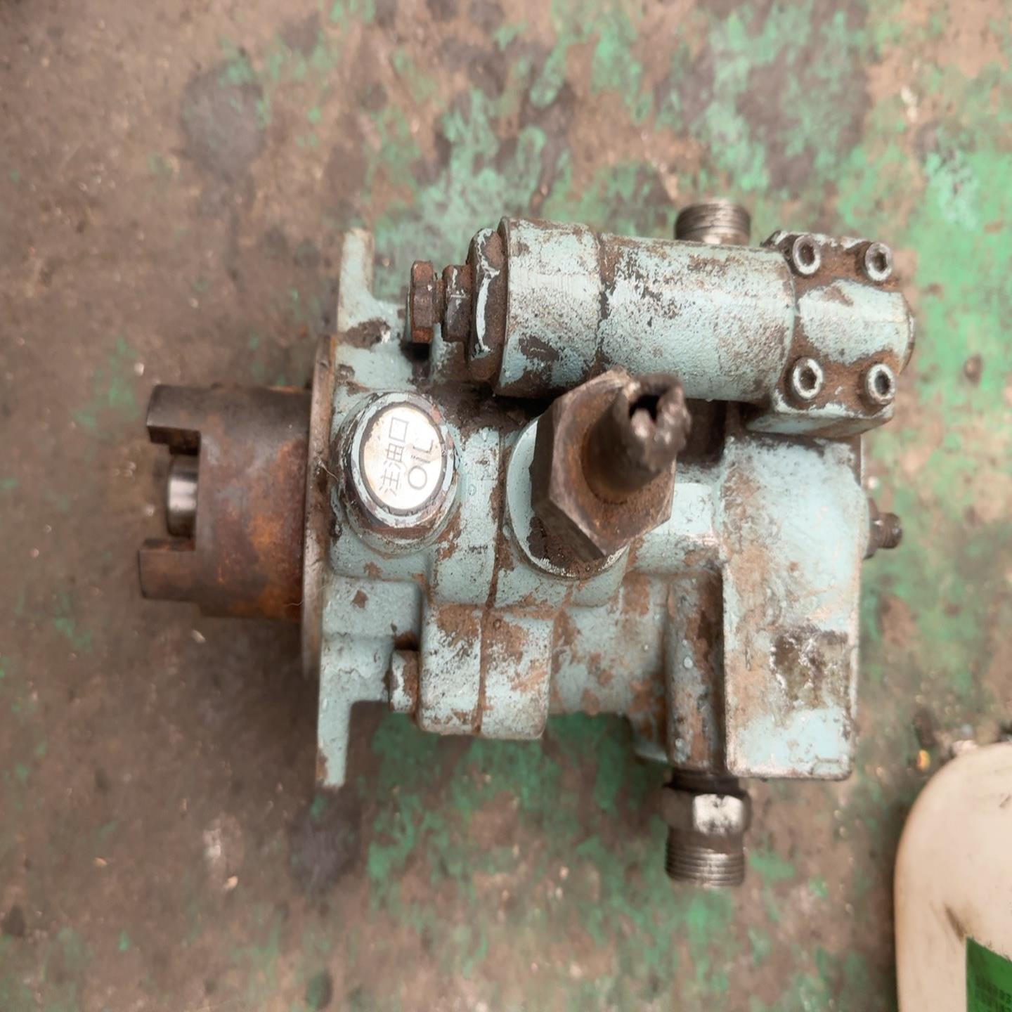 议价产品台湾旭宏柱塞泵:P08-A3-F-R-01