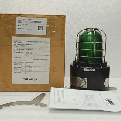EATON MEDC XB15UL02406GWBNN Xenon Strobe Beacon 24V DC 15J G