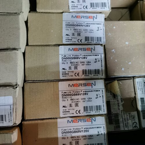 询-si000dn80熔断器底座C220710C底座50个品