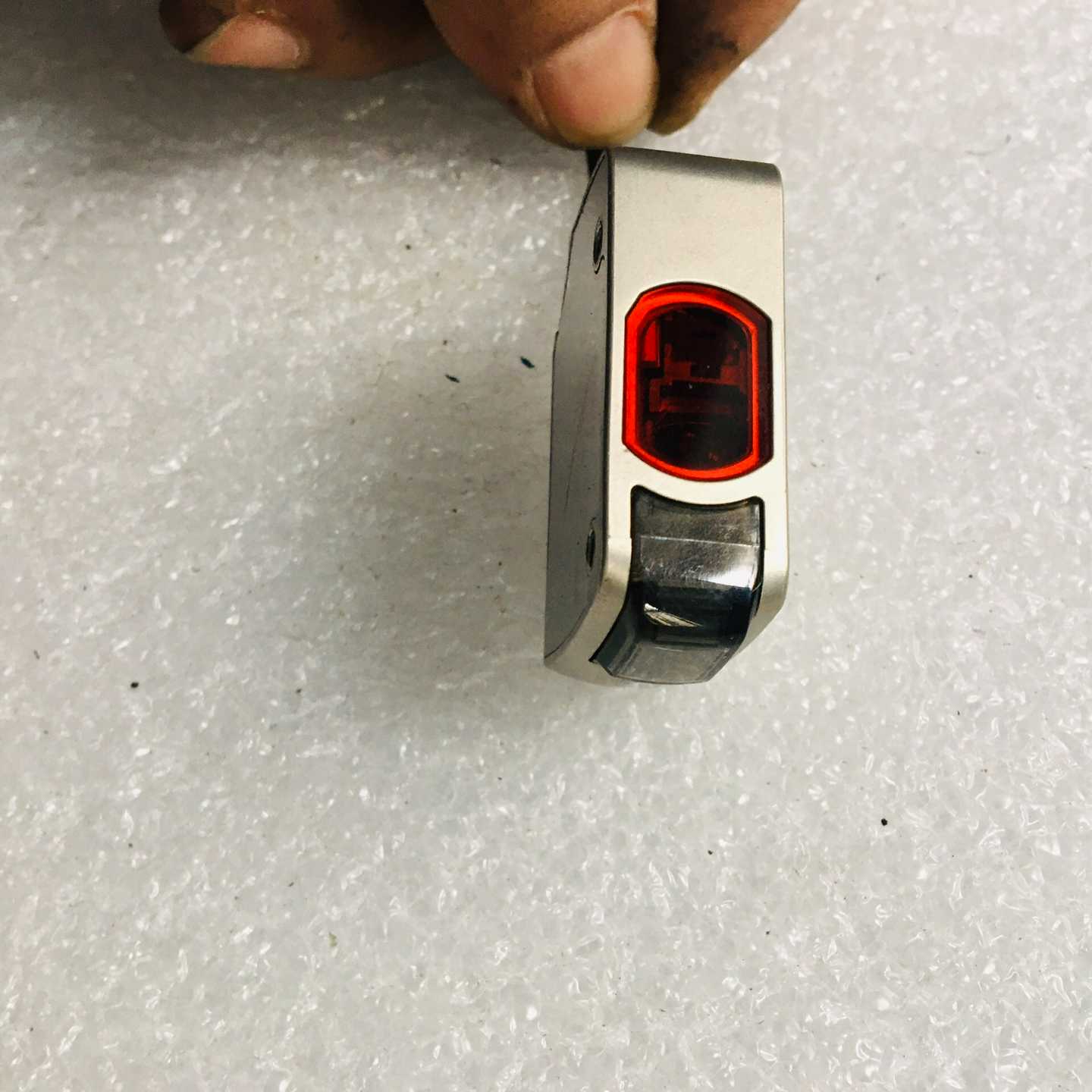 询价基恩士激光传感器LR-ZB100P