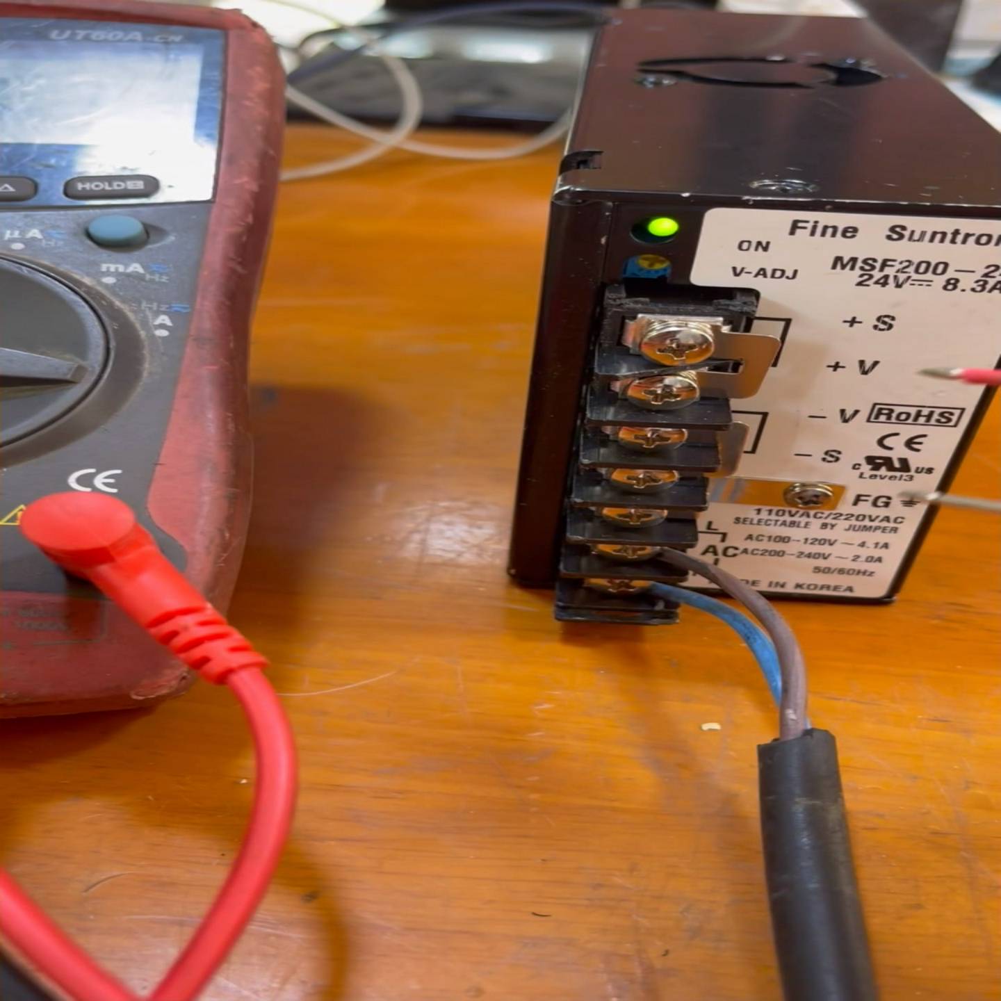 韩国华仁开关电源MSF200-24成色如图拆机货能要--议价商品