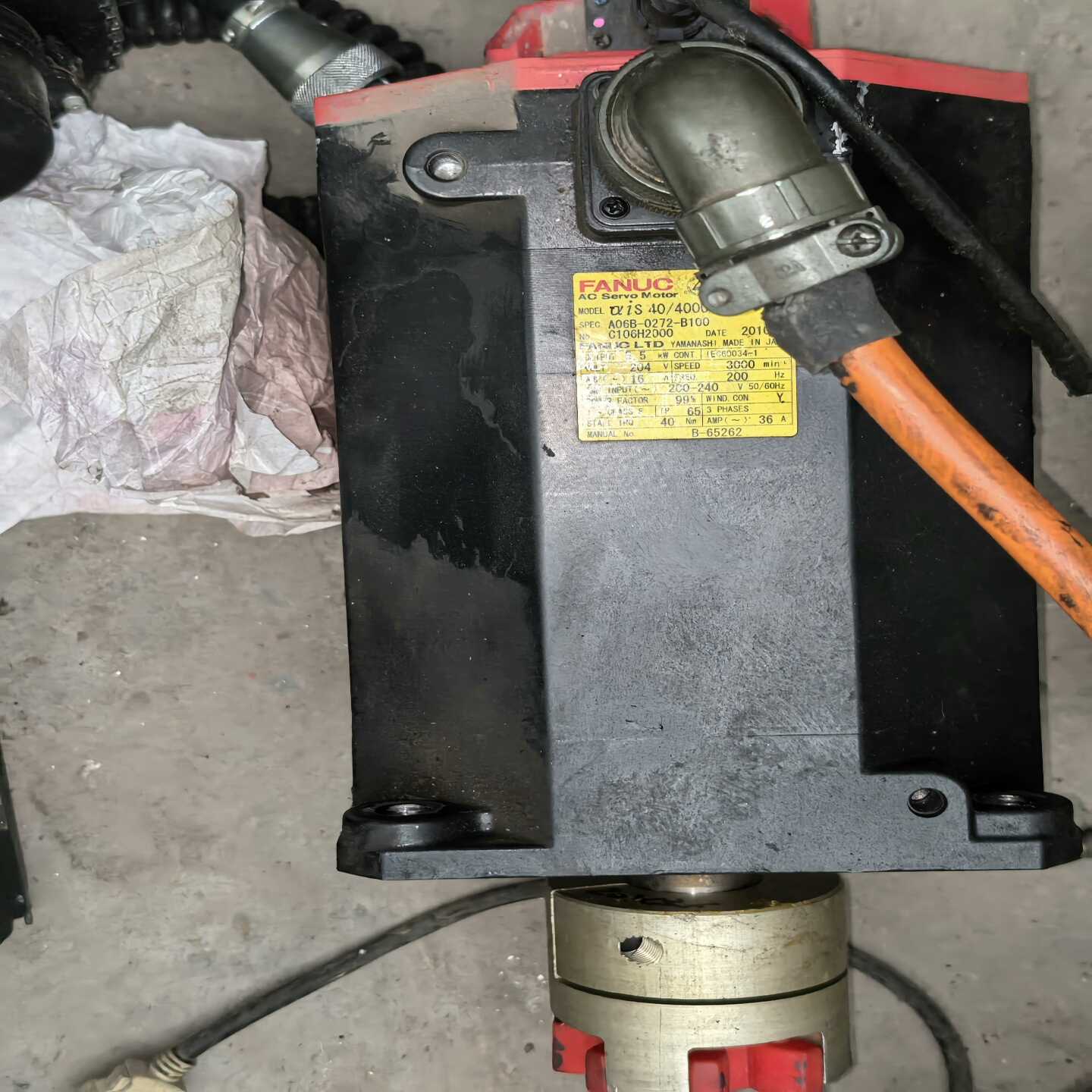 FANUC发那科伺服电机VIS40/4000，5.5KW功--议价商品