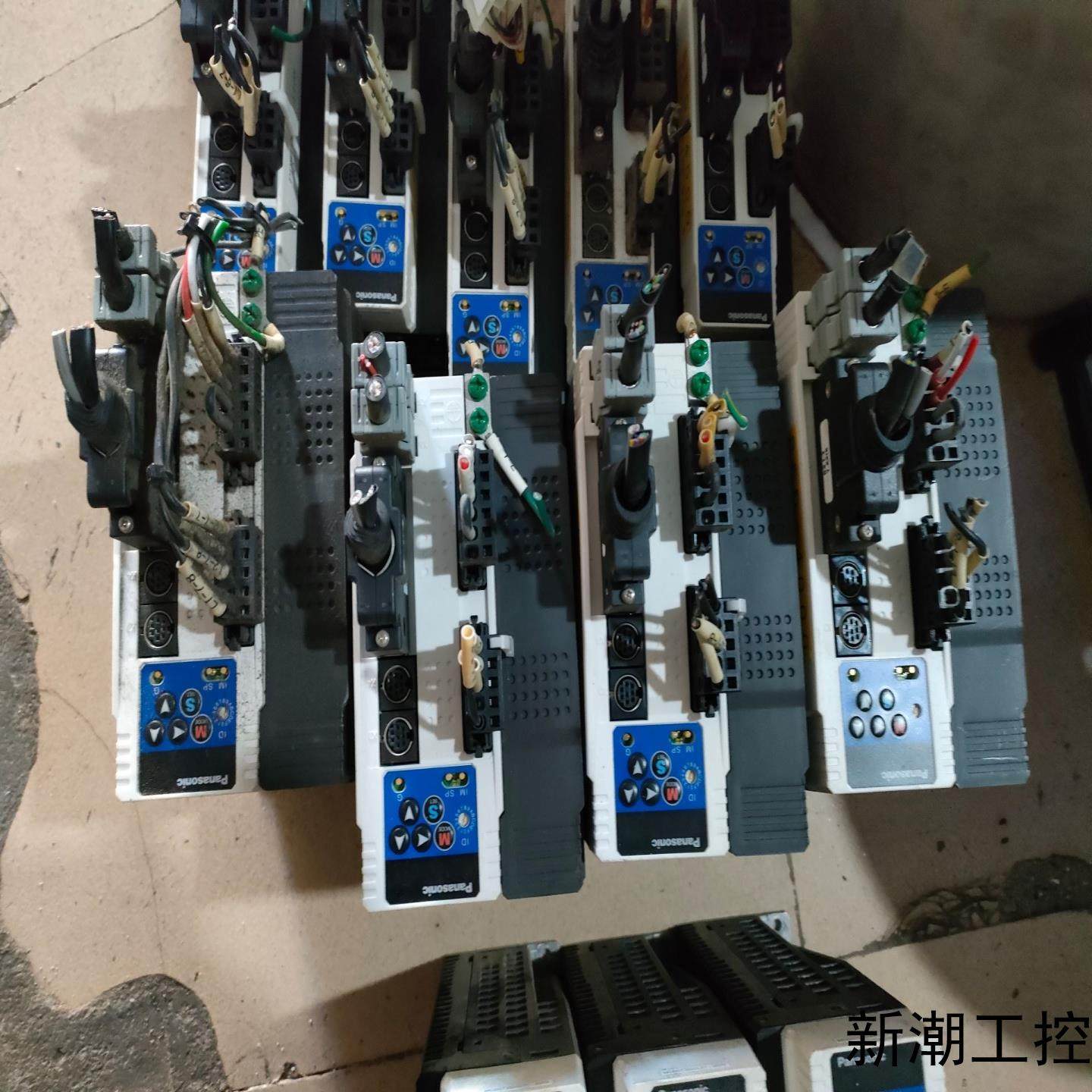 A4 伺服单驱动400W MBDDT2210L01五台议价商品