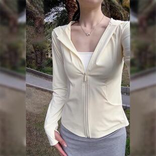 黄色冰丝防晒衣女款夏季修身防紫外线上衣瑜伽服轻薄外套2025新款