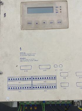LENZE 8600 33.8602E.V009 400460 V Frequenz Inverter Pkw