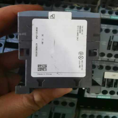 3RH6122-1KB40  接触器~询价
