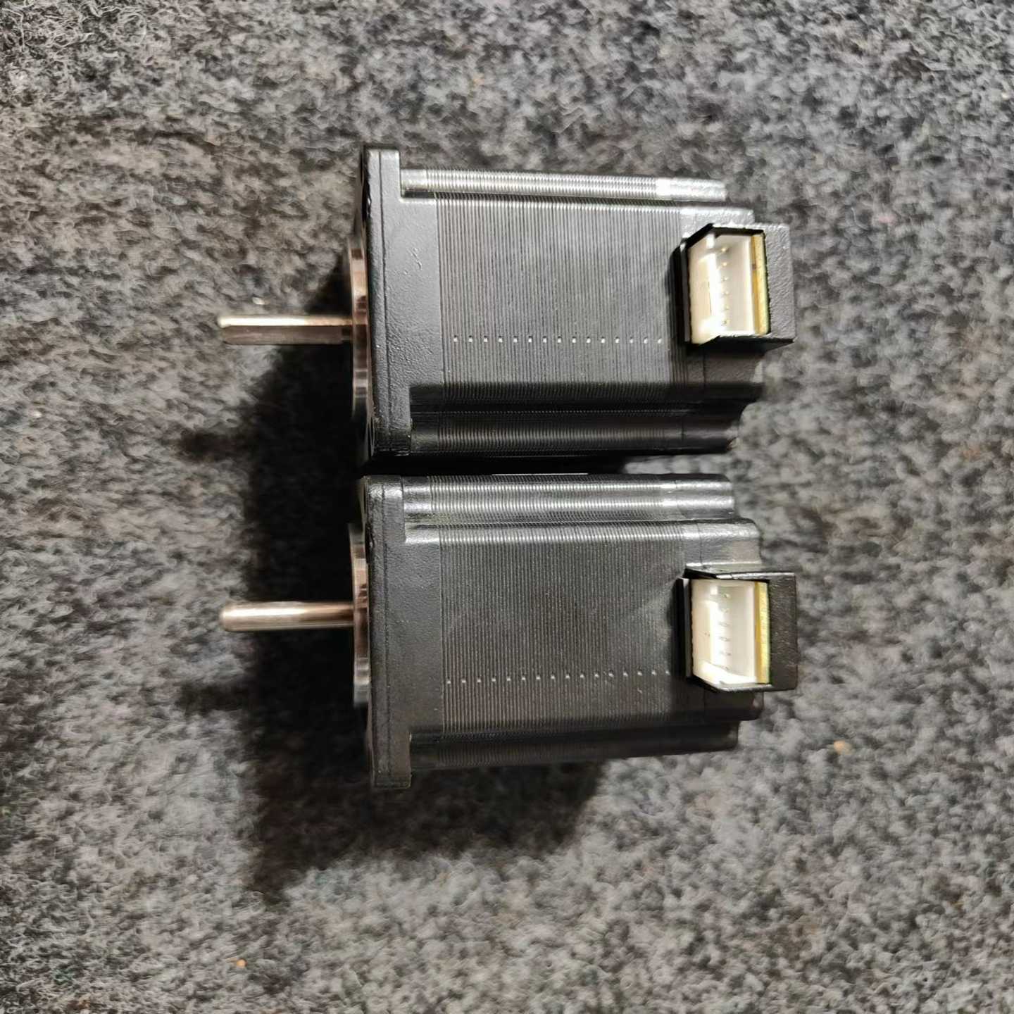 山社SS2302A42A步进电机实物图功能，询价