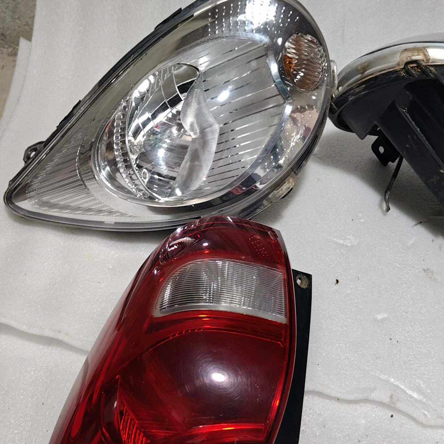 适用于江淮IEV6E左前大灯前照明灯，前照灯，前车灯，远近光--议