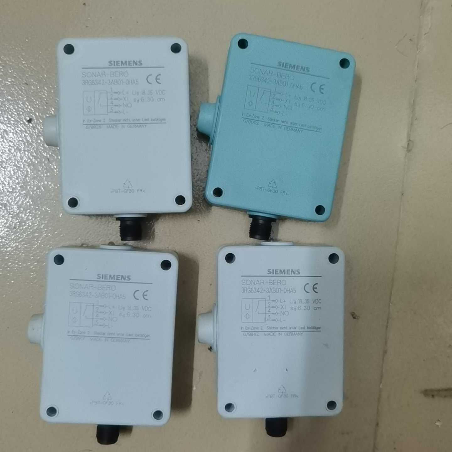 声纳传感器SONAR-BERO3RG6342-3AB询价