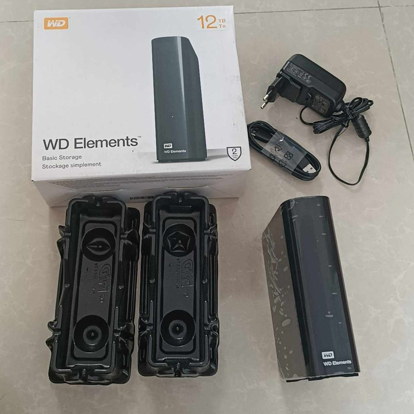 西部数据(WD)Elements12T移动硬盘USB3--议价商品