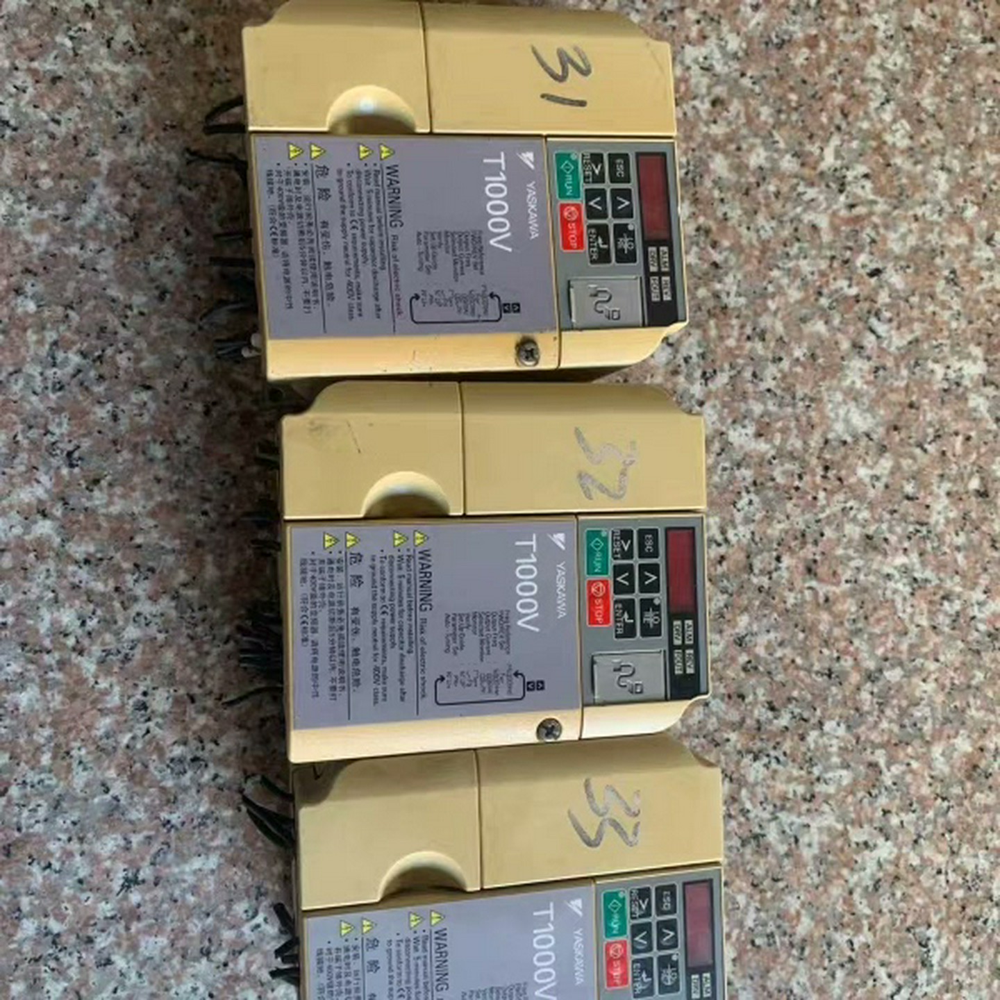 咨询-安川变频器CIMR-TB4V0002BBA(0.75kw/0