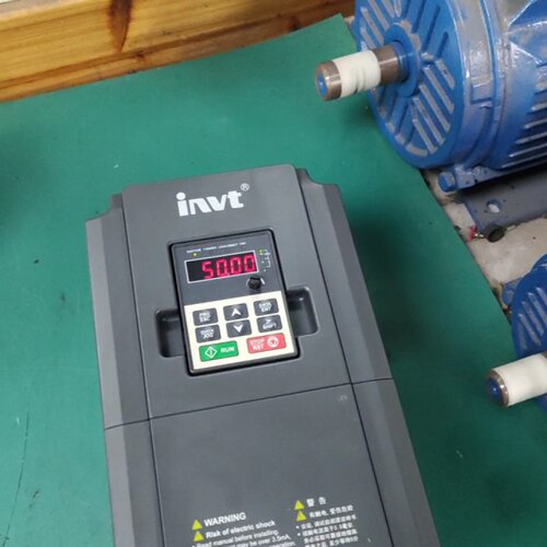 寻英威腾变频器4KW5.5KWGD1005R5G4G