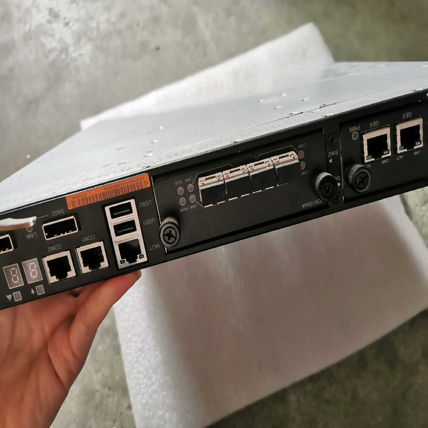 宏杉MS3300控制器DS800-G25存储控制器SP3(亚飞商行）