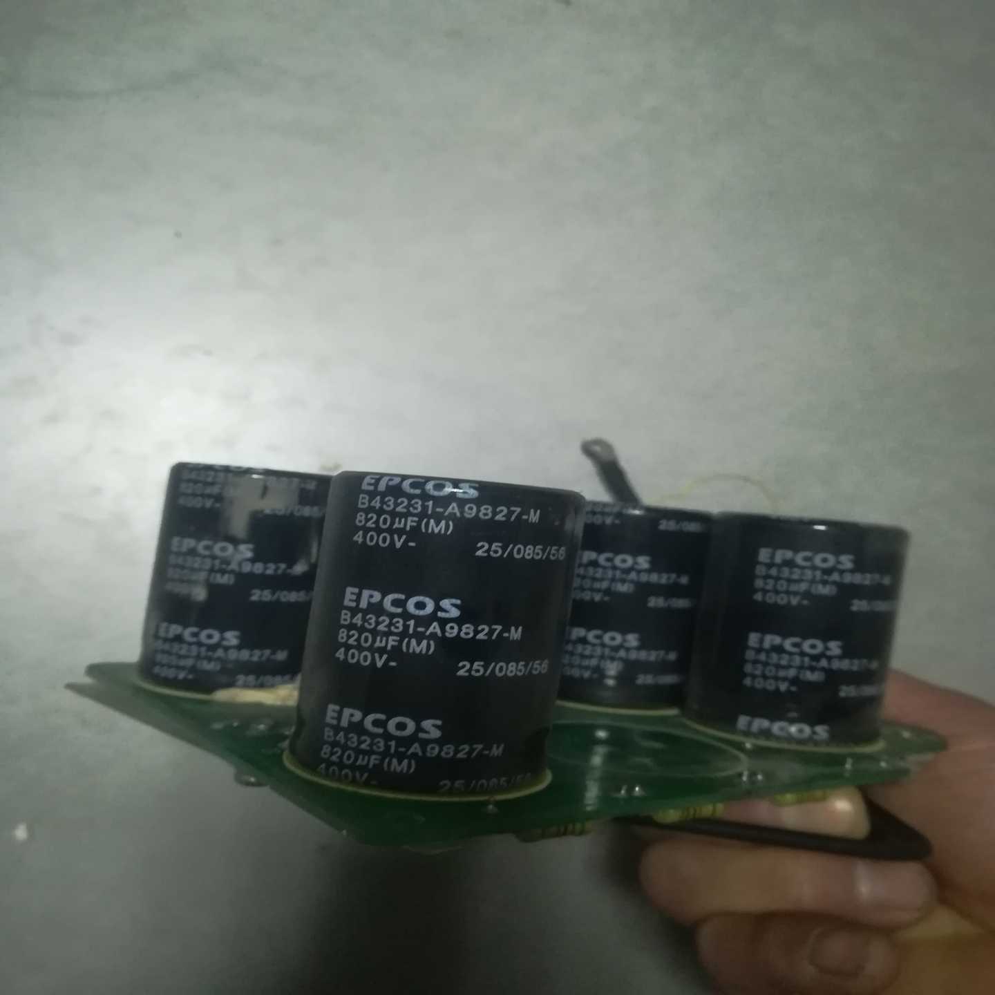 议价汇川MD320NBT15GB变频器电容板，实物如图需要的私聊现货/维