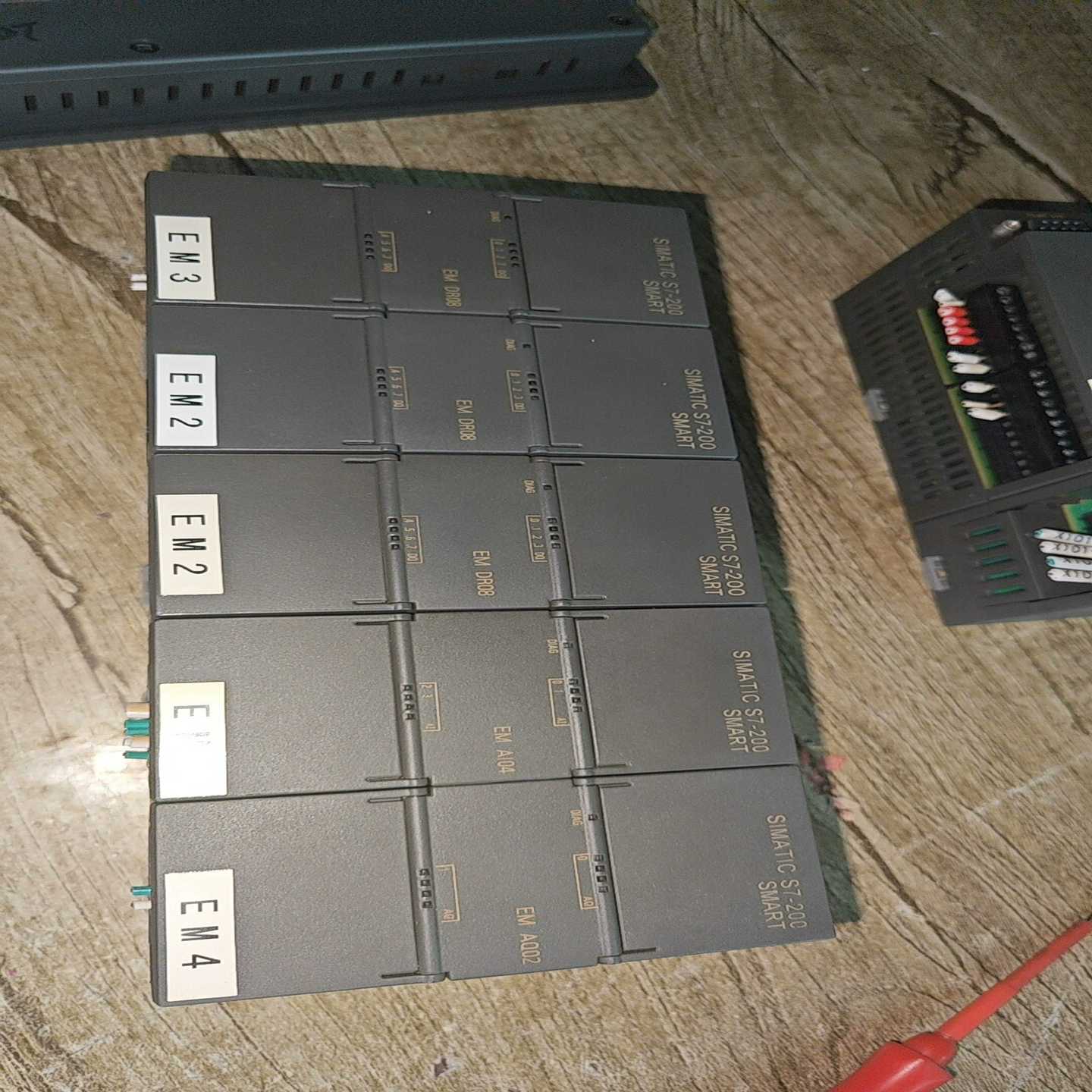 西门子6ES7288-2DR08-0AA0三台-议价