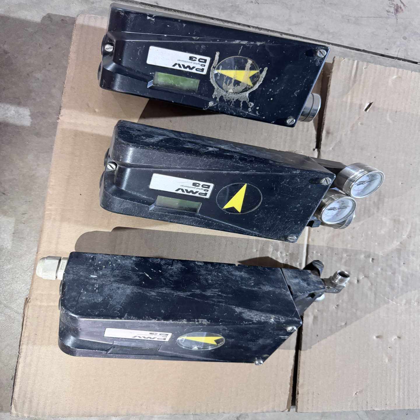 福斯D3阀门定位器3台，FLOWSERVED3-Digit-议价